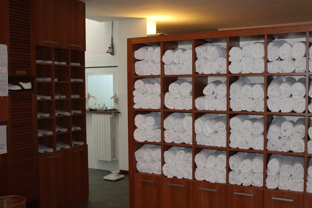 Golf Hotel La Pinetina Appiano Gentile 3*,  Italy